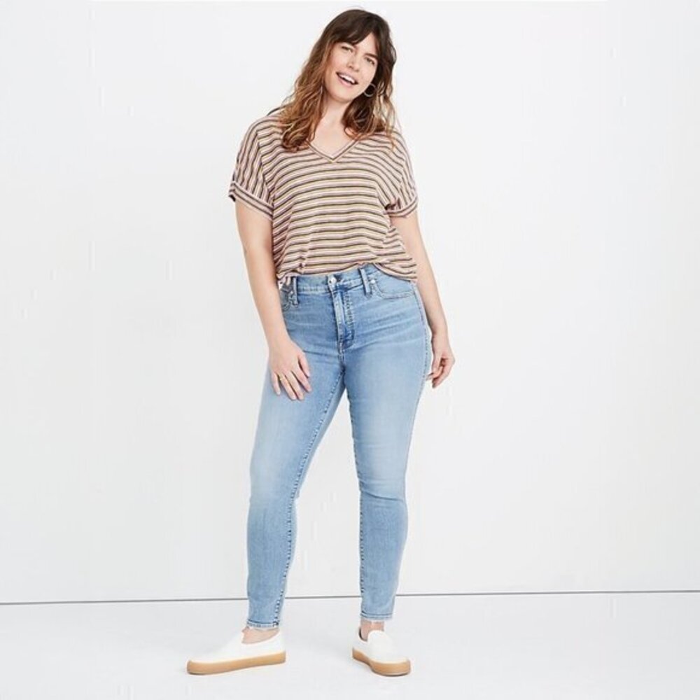 Madewell 10” High Rise Skinny Jeans in Wheeler Wash - sz 30